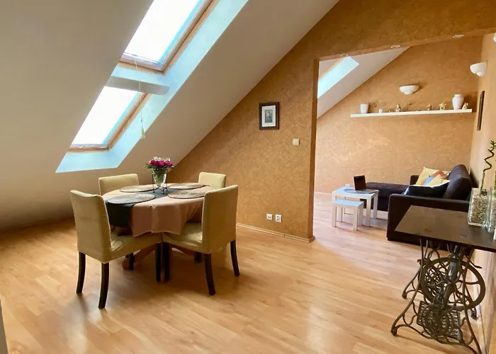 Dekoratoria アパート *