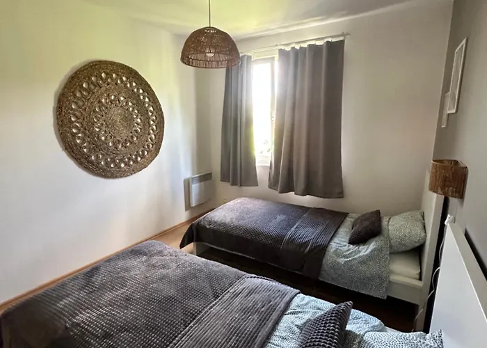 Dekoratoria アパート クラクフ